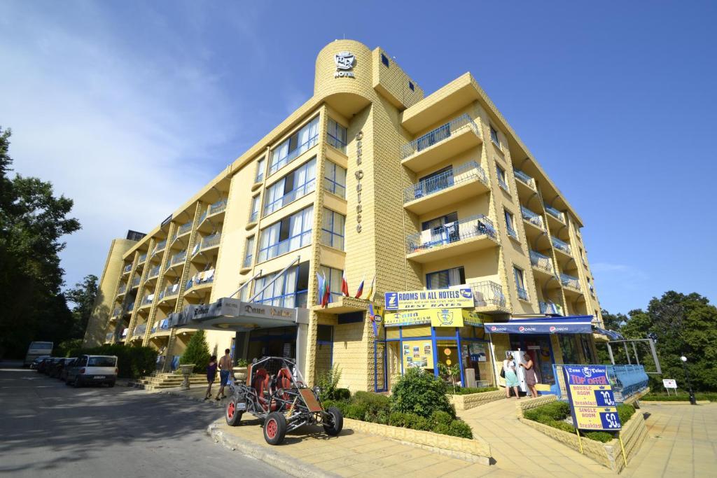 Hotel Dana Palace Golden Sands Exterior photo