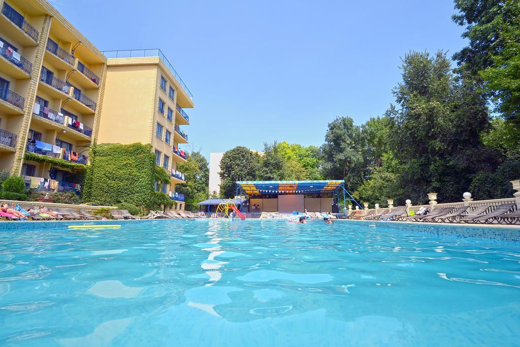 Hotel Dana Palace Golden Sands Exterior photo
